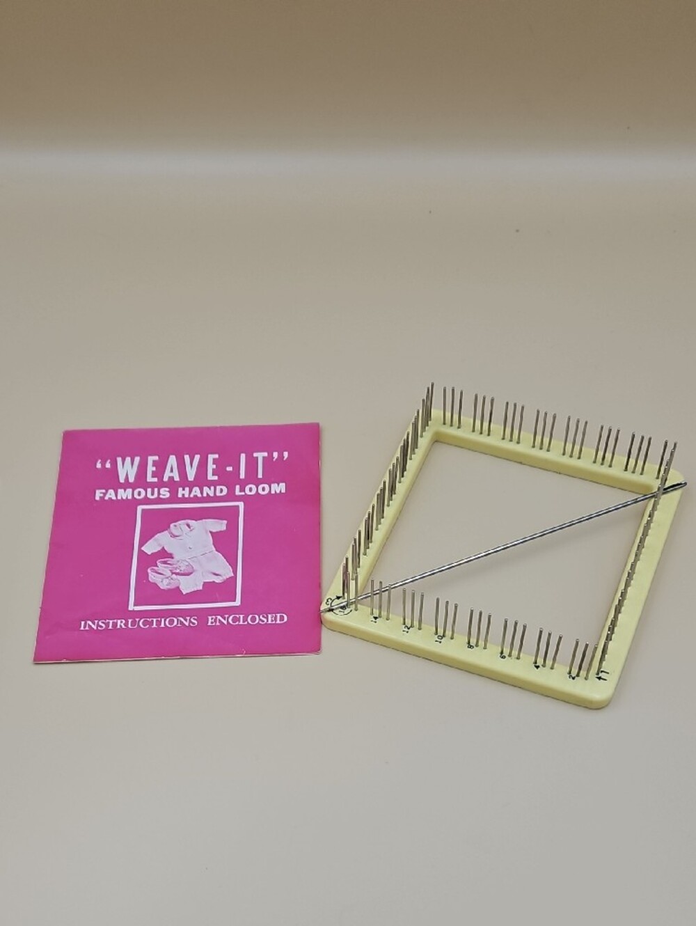 Collectable Hand Loom - Picture 2 of 5